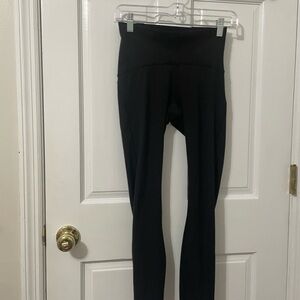 Lululemon size 4 Black High-Waisted athletic Leggings